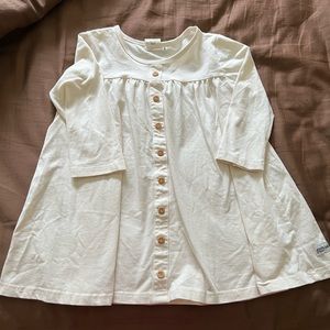 Cream colored 3/4 sleeve top Little Fashionista Boutique